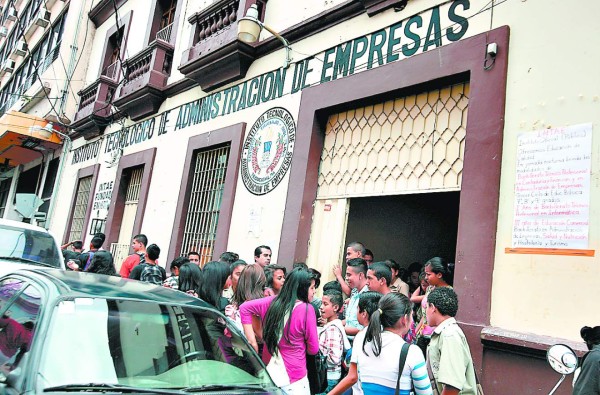 TSC conocerá casos de directores