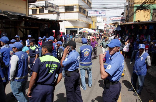 Autoridades reportan disminución de delincuencia en mercados