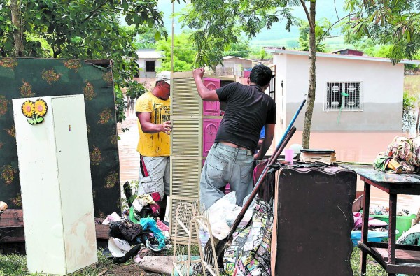 Honduras: 5 mil incomunicados por fuertes aguaceros e inundaciones