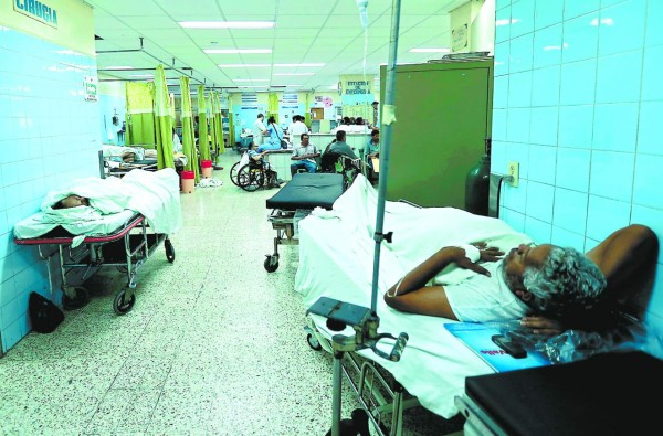Honduras: Pacientes rechazan nuevos cobros en el Hospital Escuela Universitario