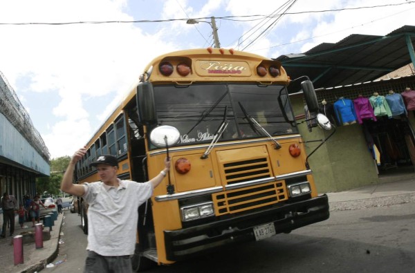 Por iniciar el rediseño de las rutas del transporte público en la capital