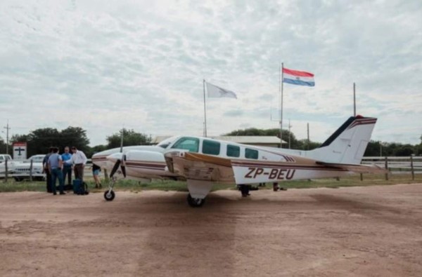 Hallan estrellada avioneta en la que viajaba el ministro de Agricultura de Paraguay