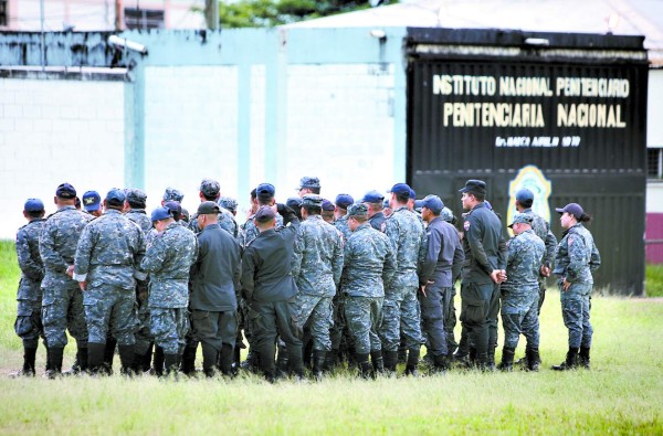 Se fugan siete reos de la Penitenciaría Nacional