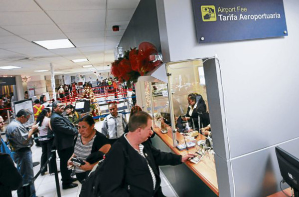 Viajeros financiarán aeropuerto Palmerola