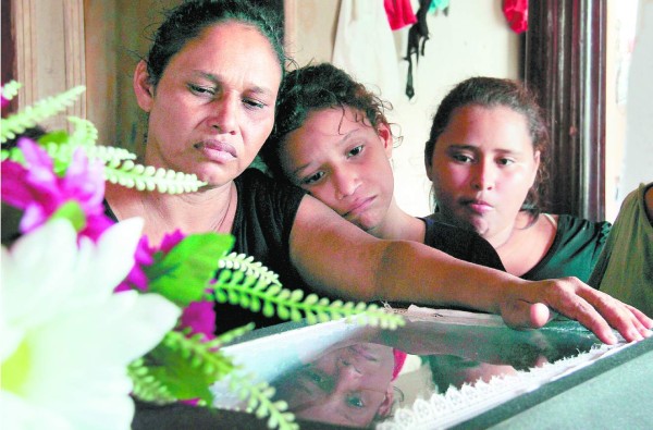 Tía de una víctima: 'Mi muchachito, se me fue... A nadie le deseo este dolor”