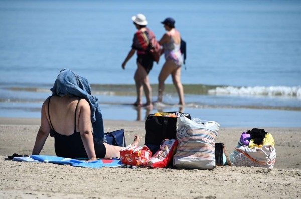 Europa da otro paso a la normalidad y la pandemia avanza en América Latina (FOTOS)  