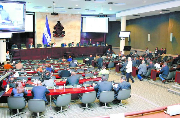 Congreso Nacional argumenta que si no redujeron penas para delitos de corrupción