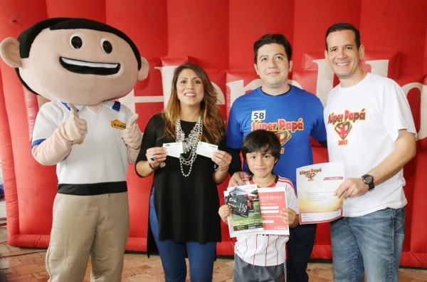 Luis Macías es nuestro Súper Papá El Heraldo 2017