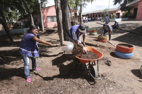 Escuelas Amigables con el Ambiente promueven el aseo