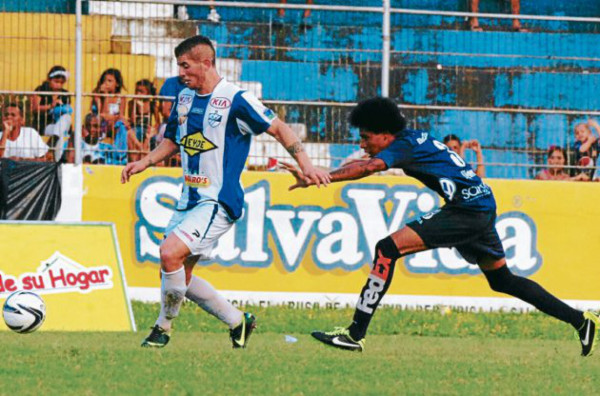 Victoria remonta y amarga al Motagua