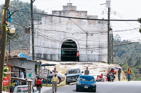 Fiesta y devoción en el municipio de Santa Ana