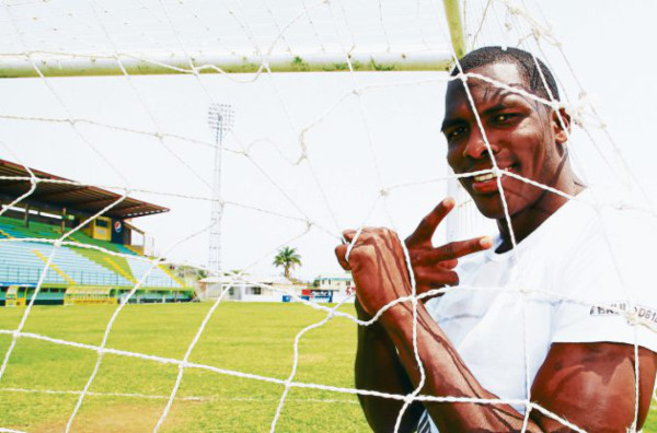 Javier Estupiñán: 'Es un privilegio competir con Falcao”