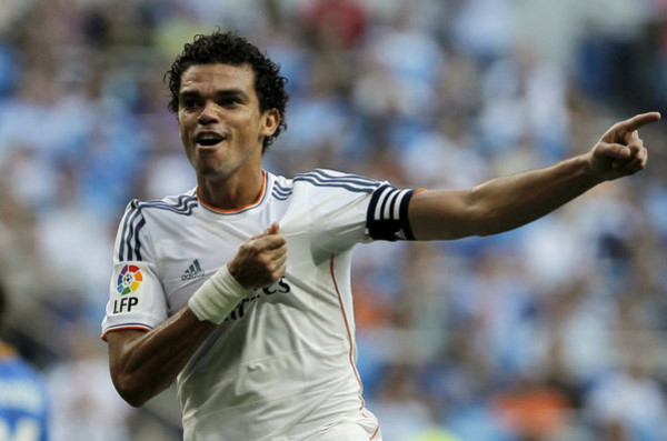 Los 10 futbolistas más odiados en el mundo