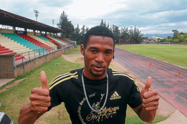 La pista reclama al Rey Usain Bolt