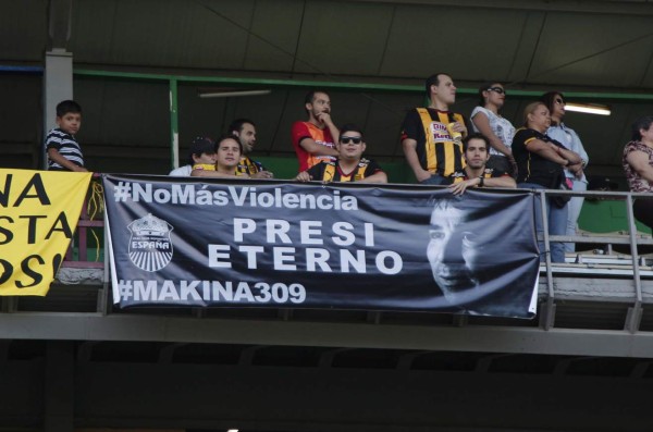 Real España y Marathón rinden homnaje a Mario Verdial