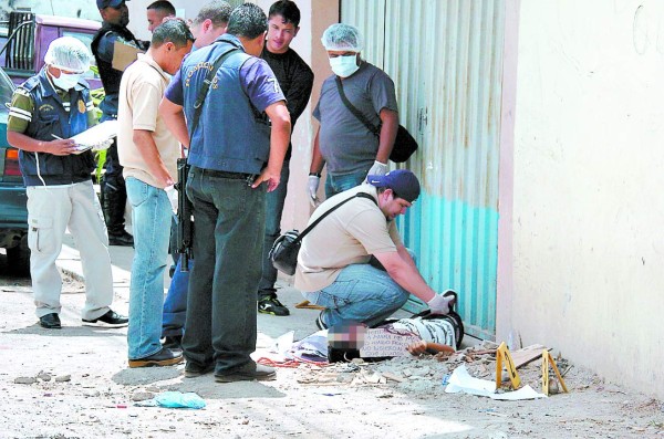 Raptan y matan a joven desconocido