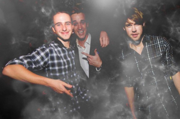 Fotos: Él es Alex Watson, el guapo y sexy hermano de Emma Watson