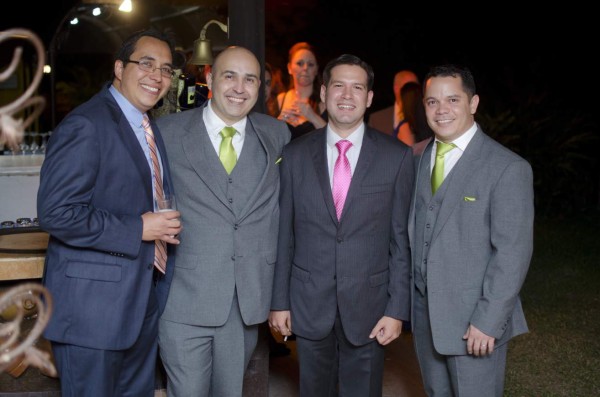 Se prometen amor eterno ante Dios