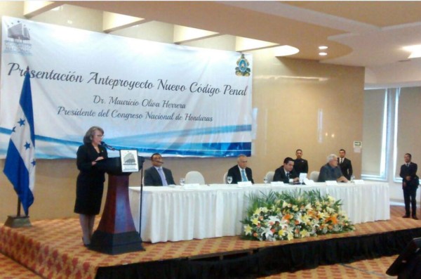 Congreso inicia proceso para un nuevo Código Penal