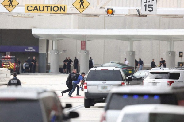 Cinco muertos y ocho heridos en tiroteo en aeropuerto en Florida