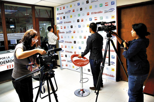 ¡Listos para cumplir con la democracia!