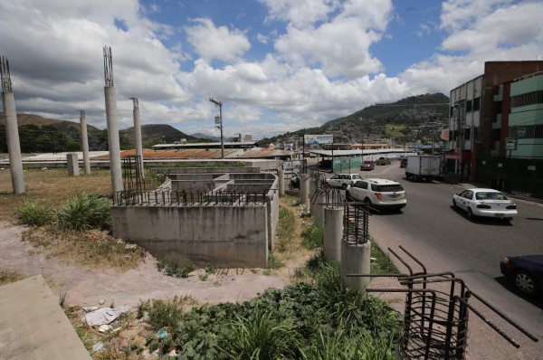 Alcaldía retoma el Trans-450 al recibir área para patio-taller