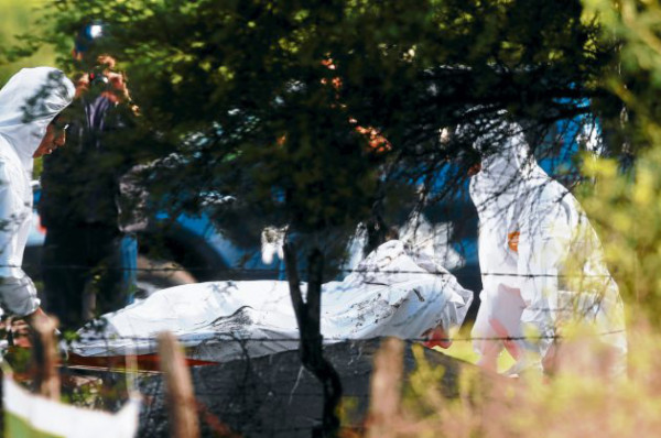 México: Encuentran decapitados y mutilados a casi medio centenar de cuerpos