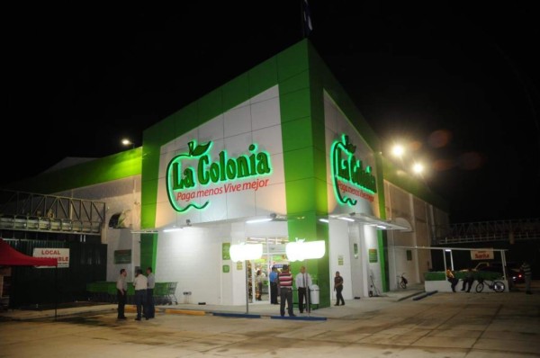 Supermercados La Colonia inaugura nueva tienda en Tela