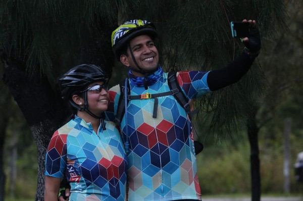 Las fotos más curiosas que dejó la #6tavueltaCiclistica ¡Buscate!