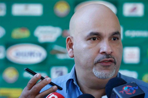 FOTOS: Las personalidades que asistirán a la boda de Carlo Costly