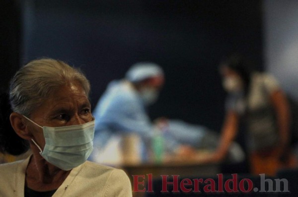 Hongo negro y variante Delta, nuevas amenazas que enfrentan los hondureños (FOTOS)