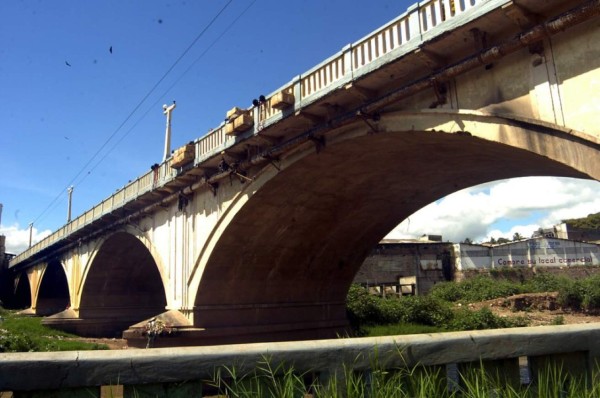 Puentes Mallol y Carías, testigos fieles del paso de los años