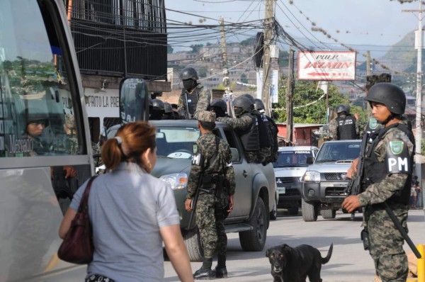 Transportistas exigen de nuevo a militares en unidades