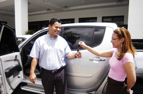 Consejos para ahorrar en la compra de un auto de agencia