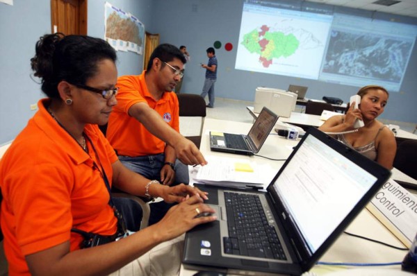 EUA y Honduras probarán nueva herramienta en simulacro de huracán