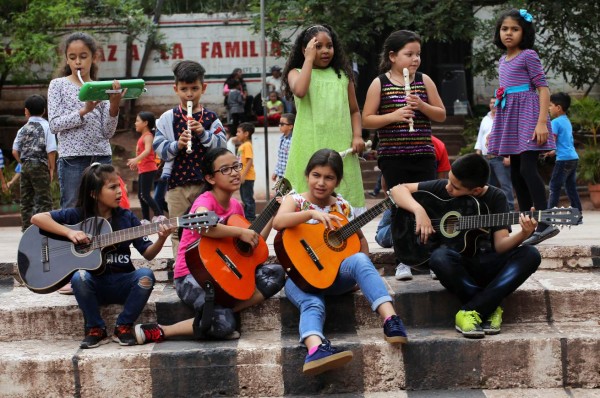 Cuatro escuelas de la capital forman a los futuros artistas