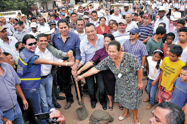 Inicia pavimentación del Corredor Agrícola