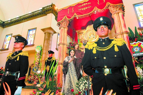 Honduras: Desarme general, grito de la jerarquía católica
