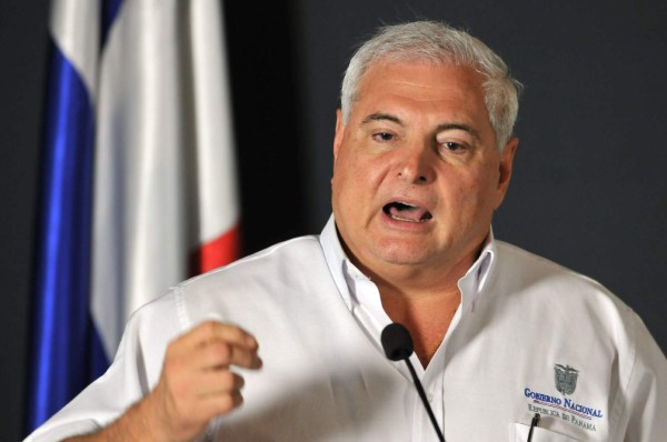 Allanan empresa de expresidente panameño acusado de corrupción
