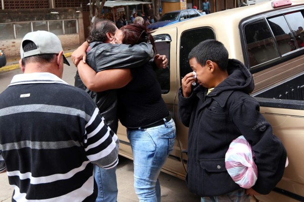 Raptan a tres estudiantes y matan a dos de ellas en la colonia 21 de Febrero