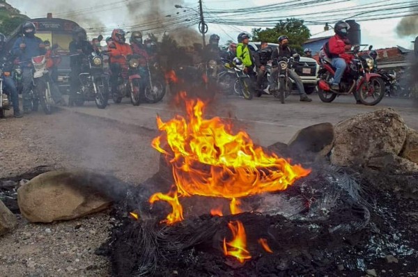 Tras protesta edil Asfura promete pavimentación