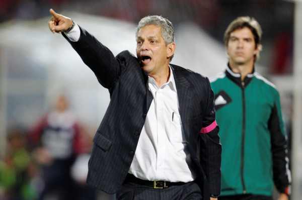 Dos técnicos colombianos en mundiales de la H