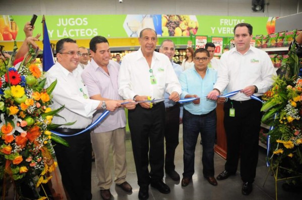 Supermercados La Colonia inaugura nueva tienda en Tela