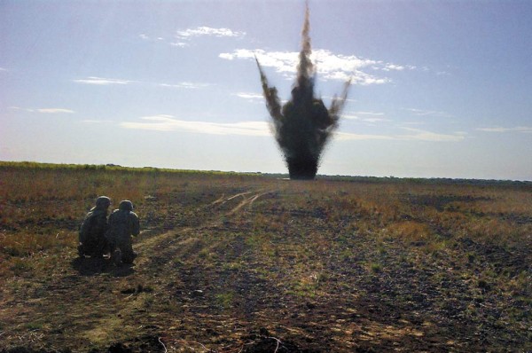 Destruyen narcopista en zona fronteriza