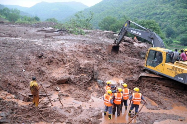 Más de 150 muertos por gigantesco alud