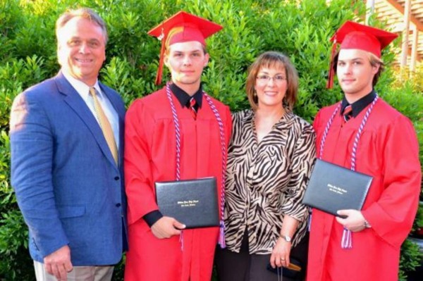 Los protagonistas de Bebé suelto ya no son unos traviesos niños