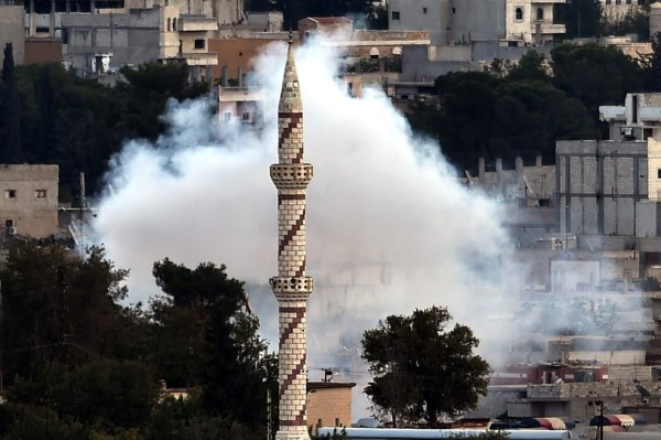 Kurdos resisten en Kobane