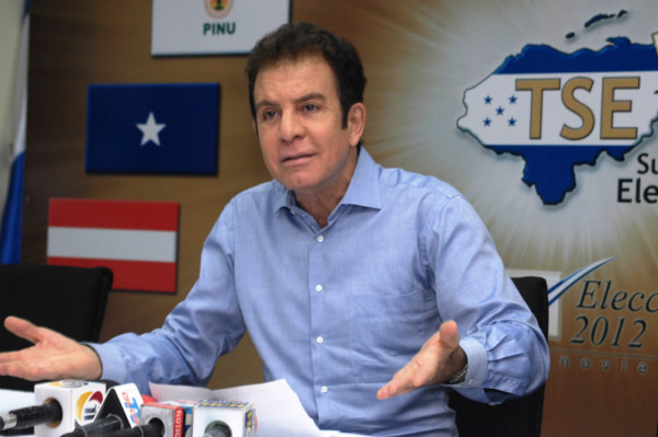 El FAPER es un partido de maletín