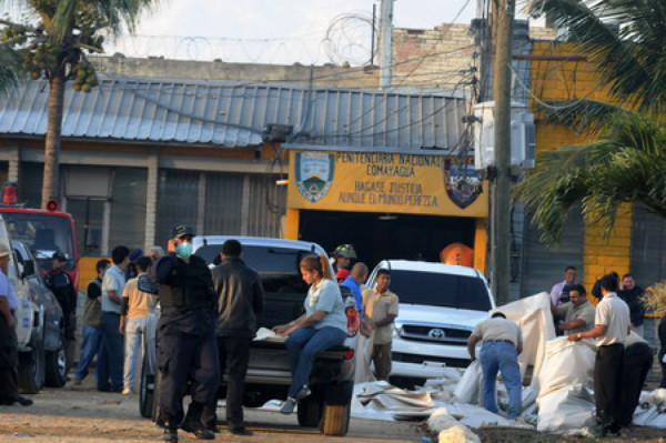 Incendio apocalíptico en penal de la región central de Honduras