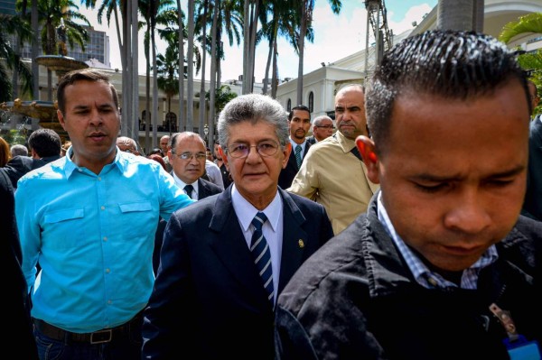 Parlamento venezolano declarará a Maduro en abandono de cargo por crisis&nbsp;